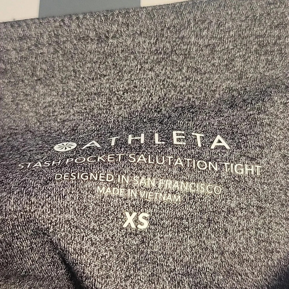 ATHLETA Stash Pocket Salutation Gray Leggings XS - Picture 8 of 9
